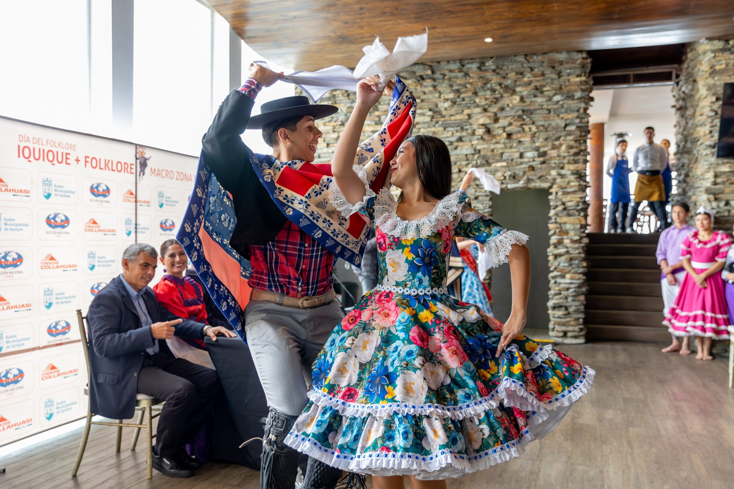 El folklore llega al Arena Cavancha con agrupaciones de danza de la macrozona norte