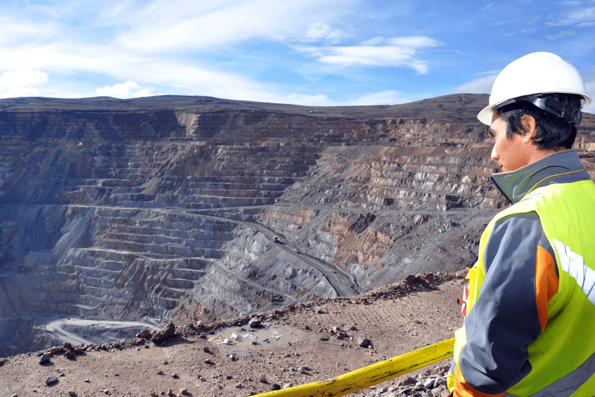 Inauguran Conferencia Internacional Safe Mining 2024 en exoficina salitrera Humberstone